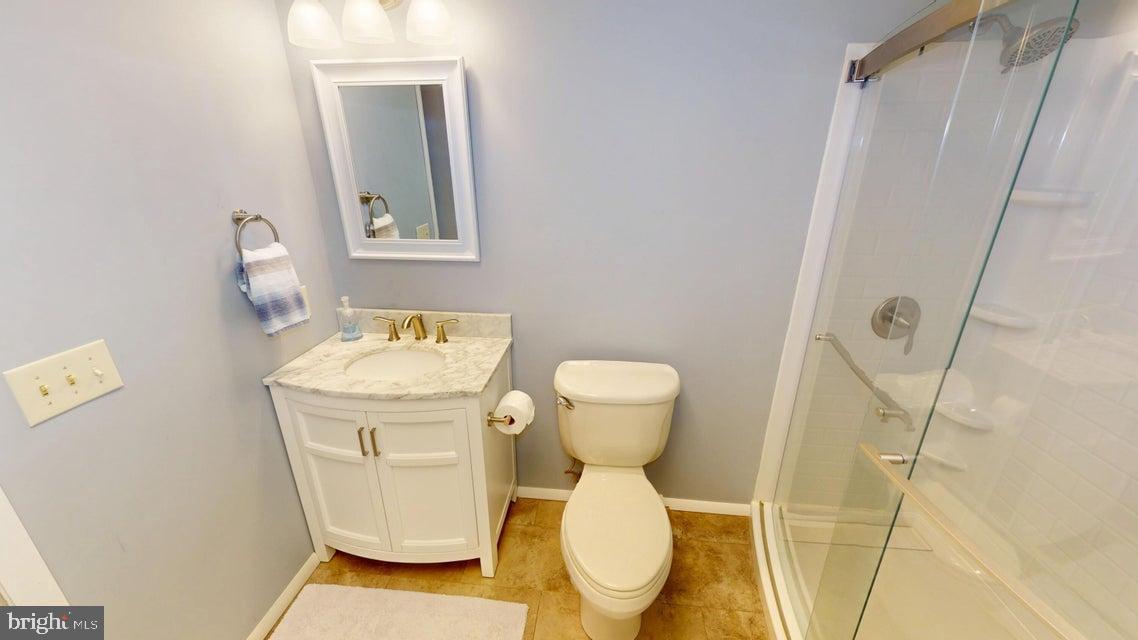 70 SLOPING VIEW DRIVE