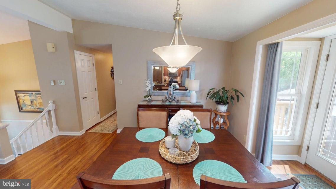 70 SLOPING VIEW DRIVE