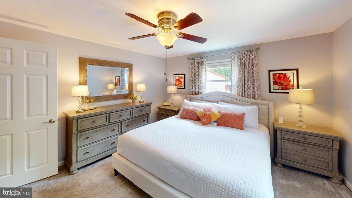 70 SLOPING VIEW DRIVE