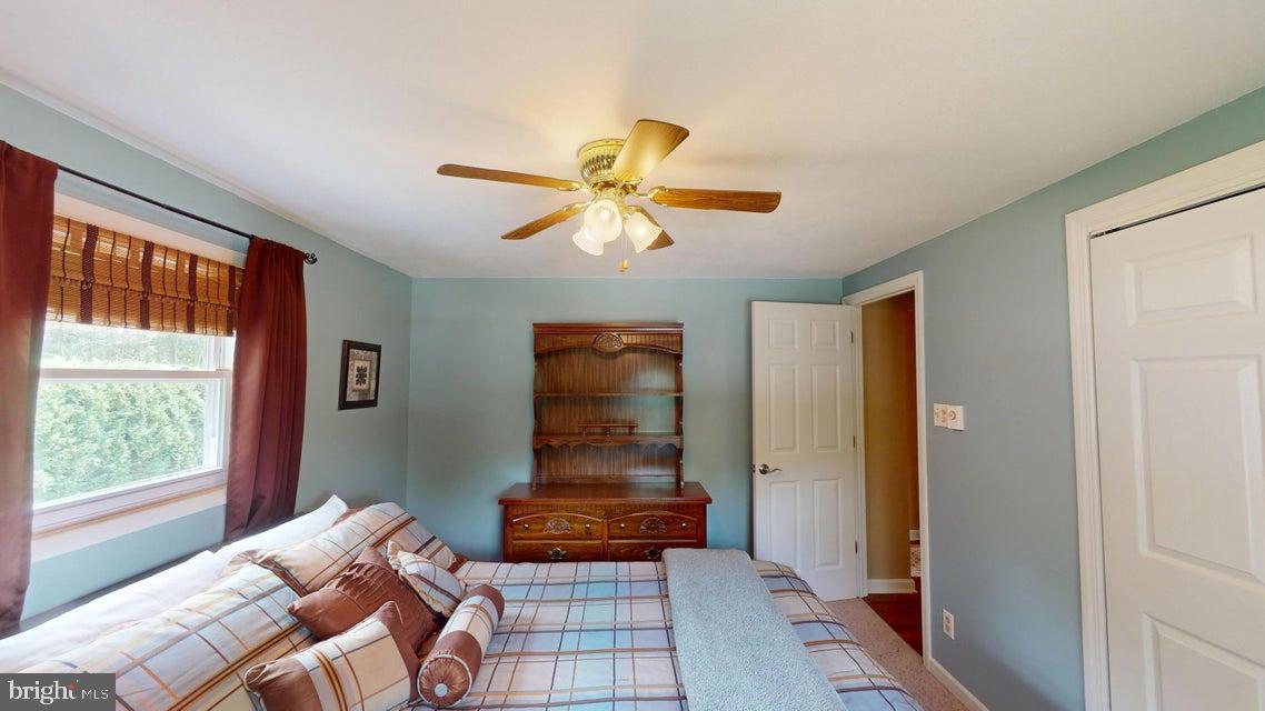 70 SLOPING VIEW DRIVE