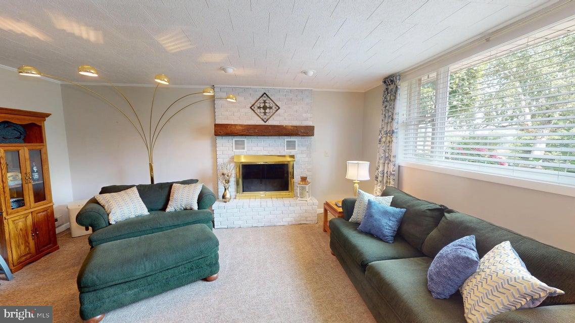 70 SLOPING VIEW DRIVE