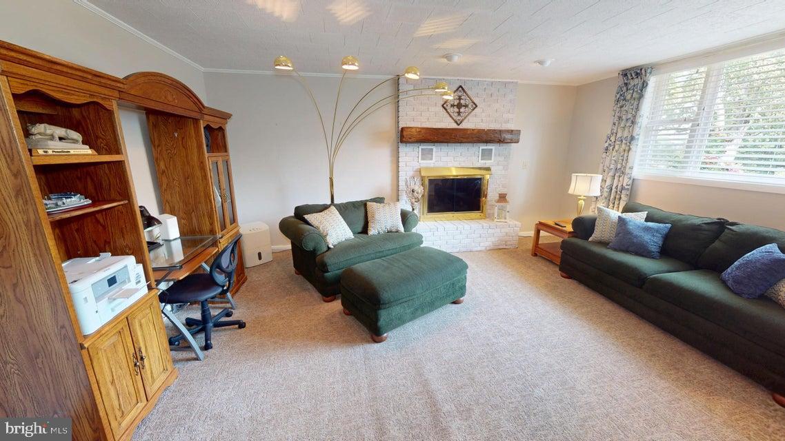 70 SLOPING VIEW DRIVE