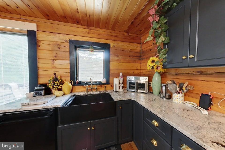 675 PORT AU PRINCE ROAD