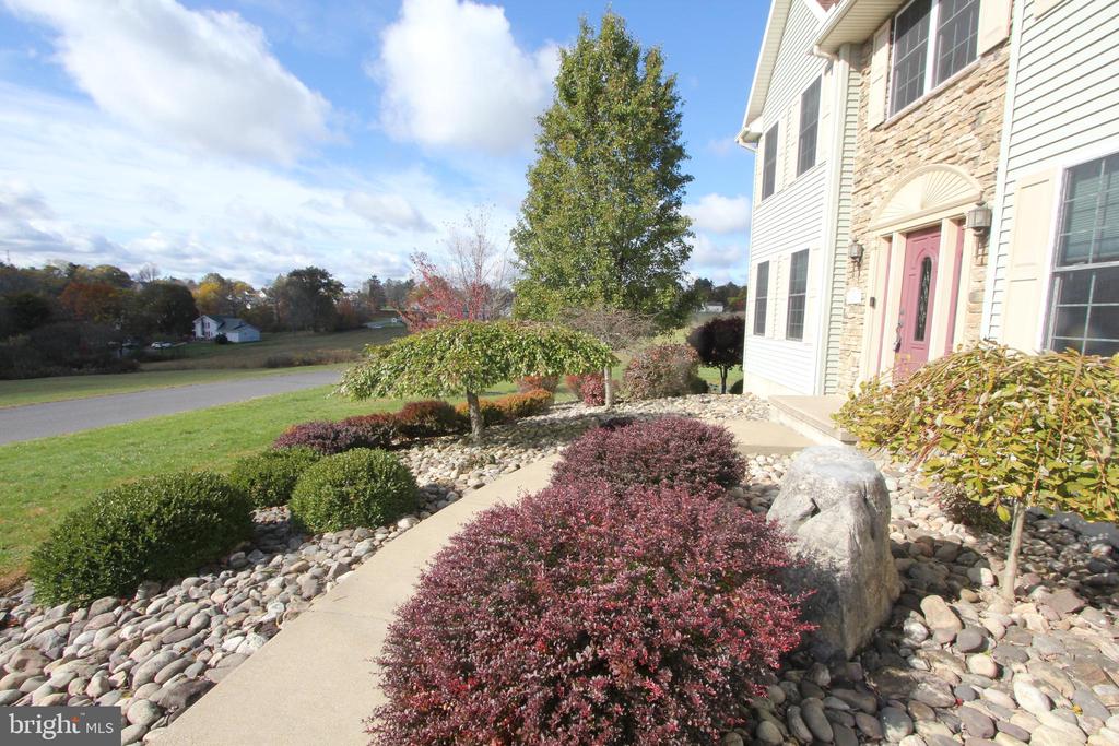 129 ERICKSON DRIVE