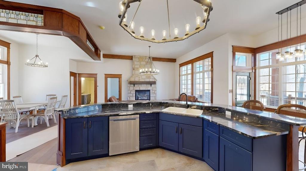 15 GREEN CAY COURT