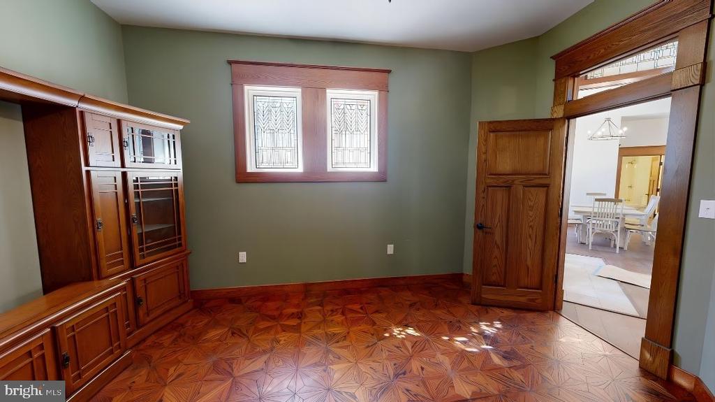 15 GREEN CAY COURT