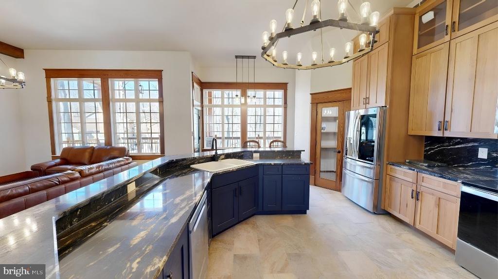 15 GREEN CAY COURT