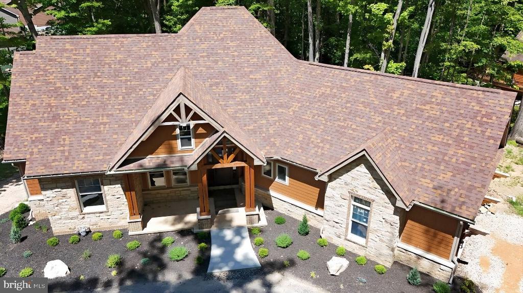 15 GREEN CAY COURT