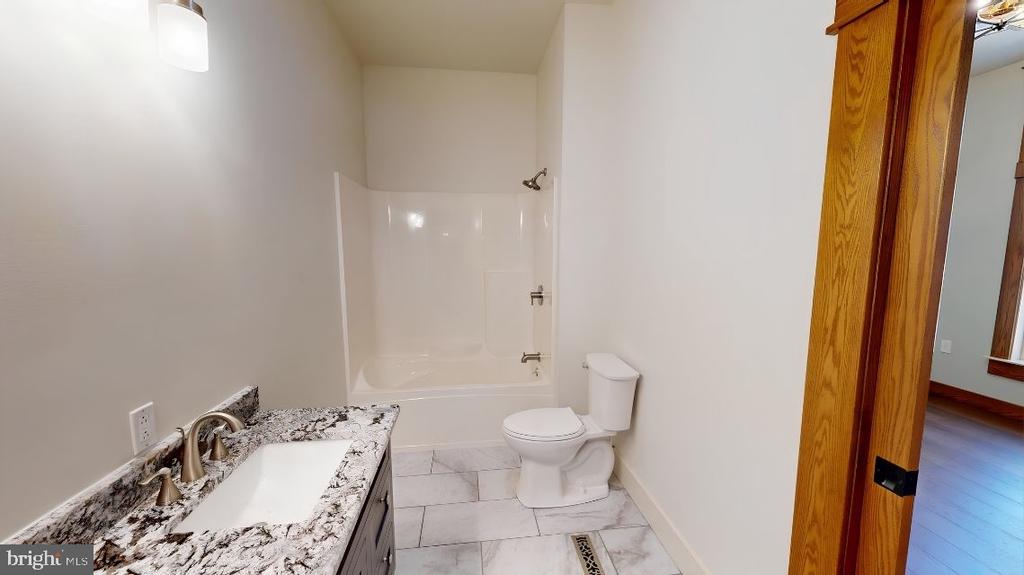 15 GREEN CAY COURT