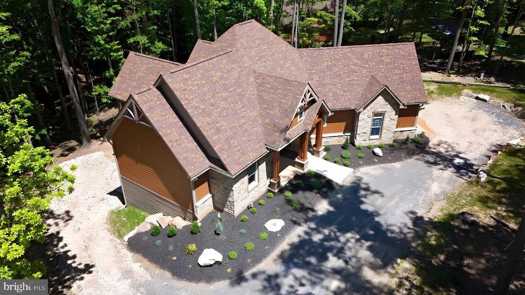 15 GREEN CAY COURT