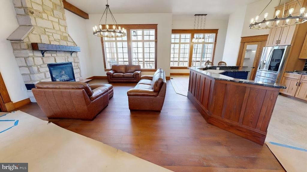 15 GREEN CAY COURT