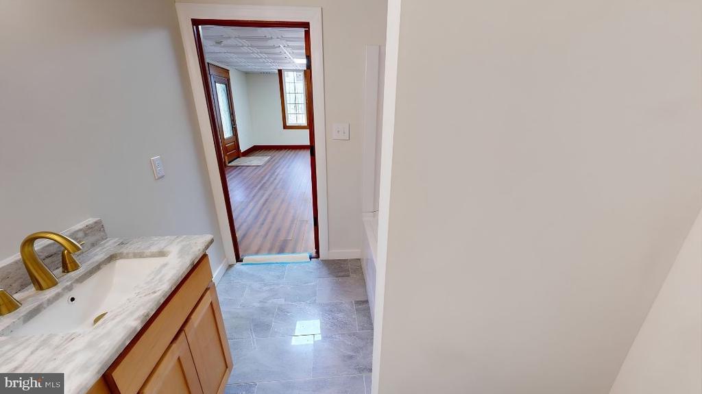 15 GREEN CAY COURT