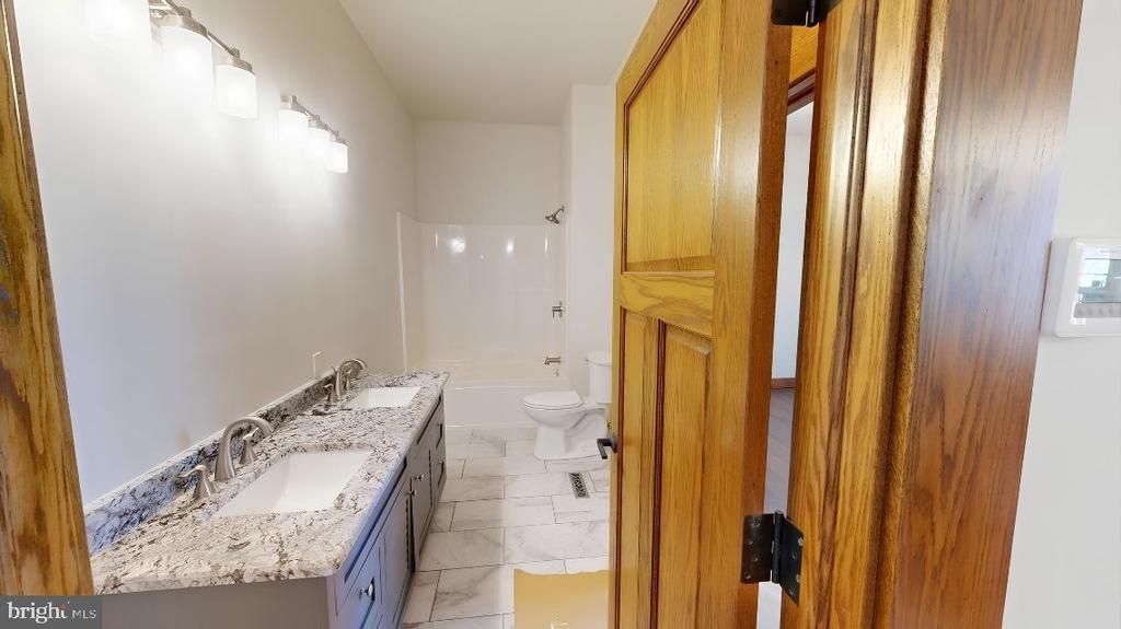 15 GREEN CAY COURT