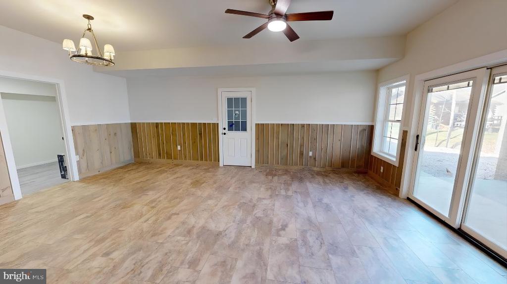 15 GREEN CAY COURT