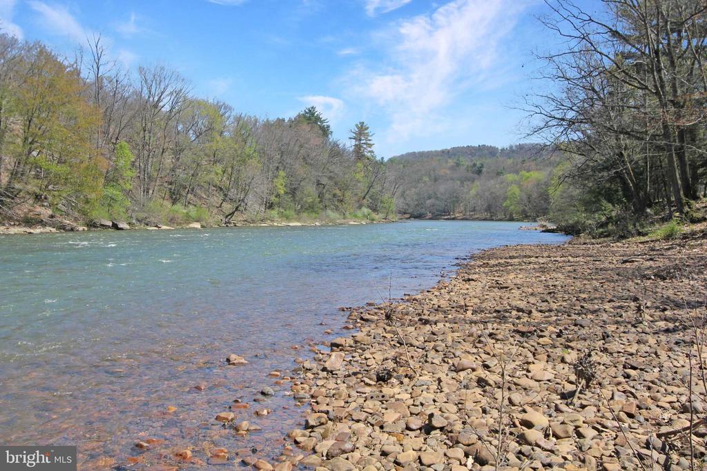 3 ROCKY BEND ROAD
