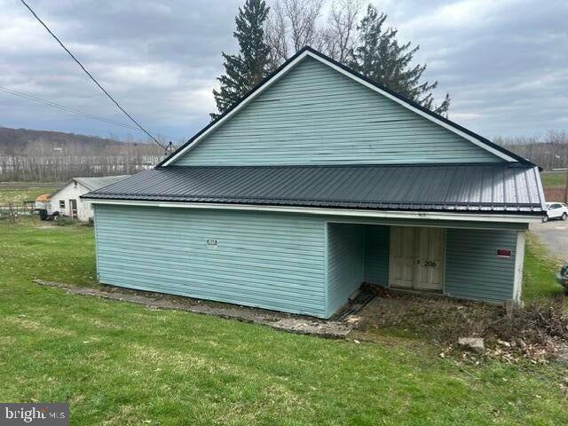 206 QUARRY AVENUE