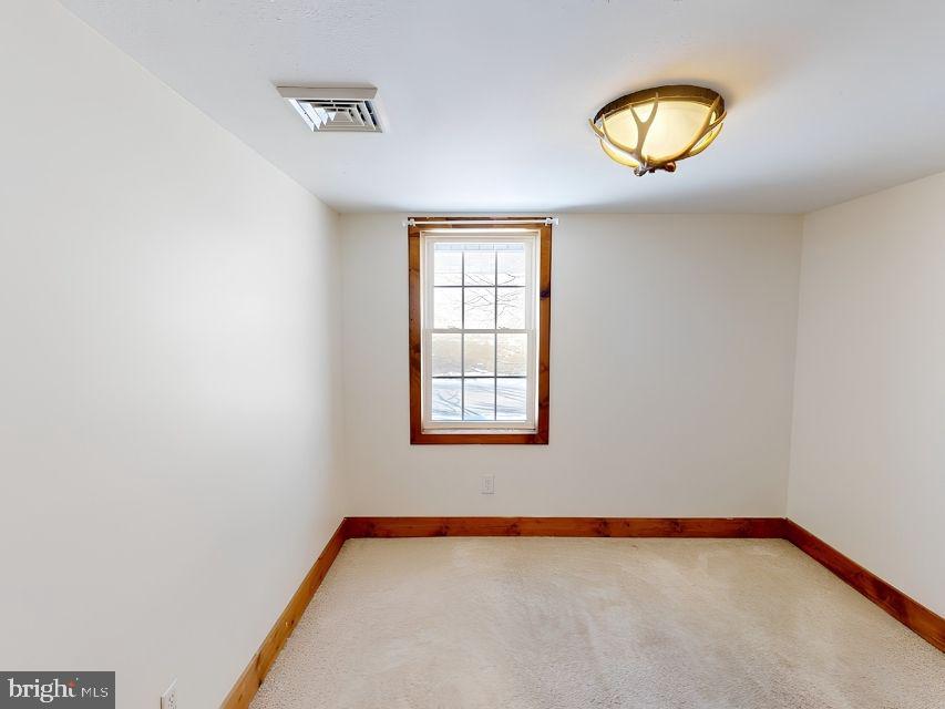 511 CLOVER RUN ROAD