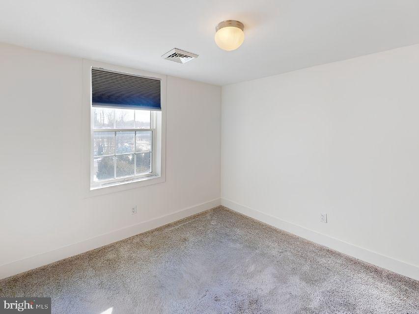 511 CLOVER RUN ROAD