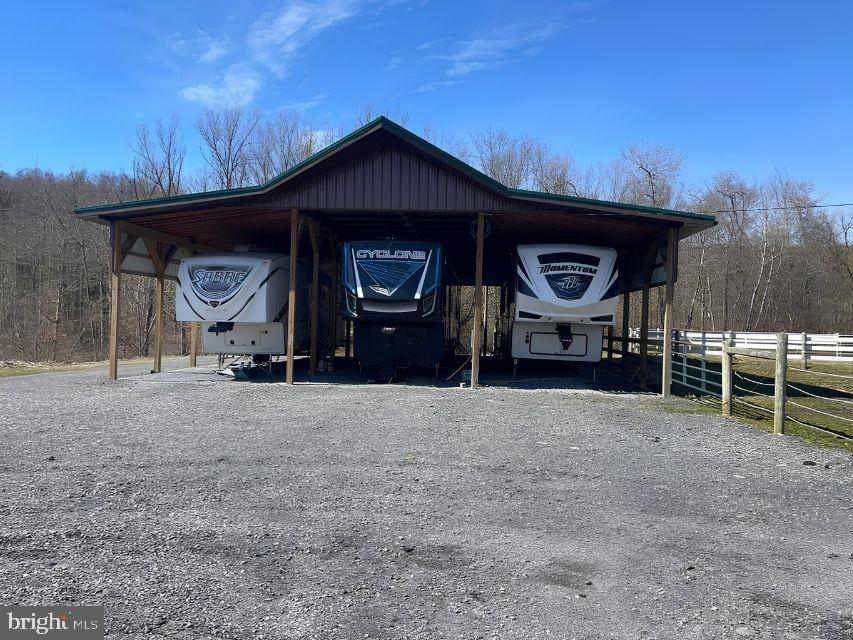 511 CLOVER RUN ROAD