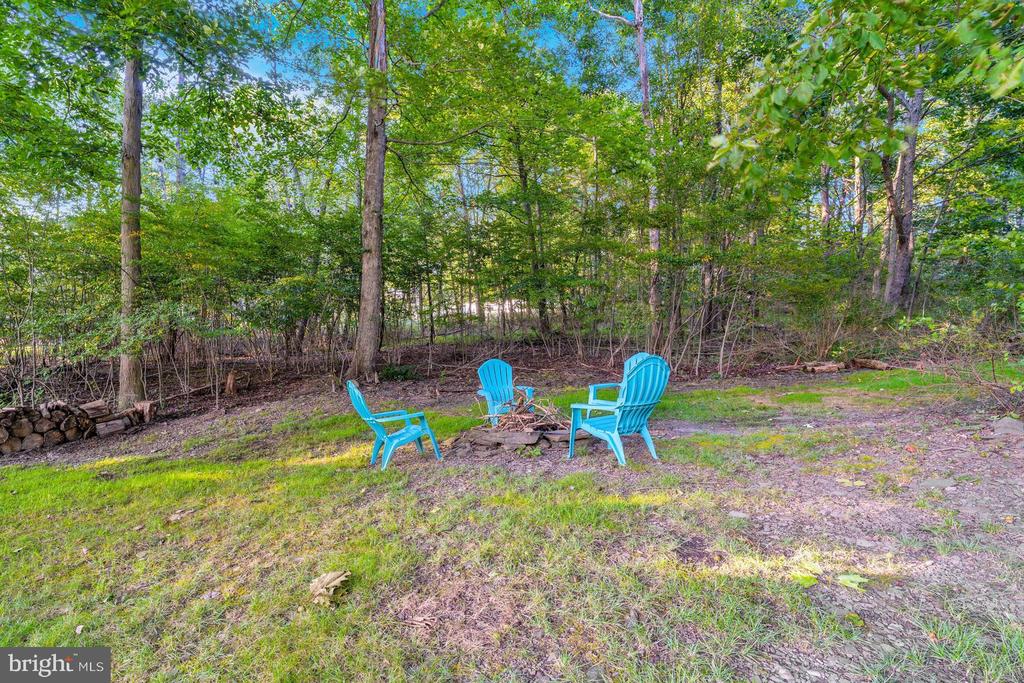 105 MORAVIAN DRIVE
