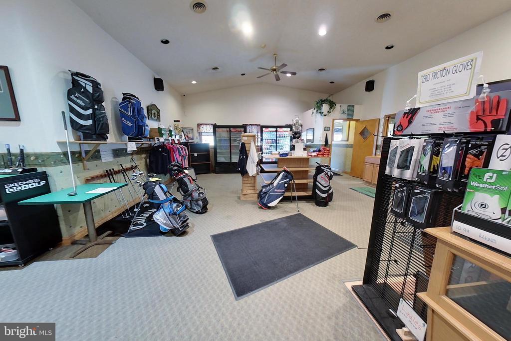 1618 AIRPORT ROAD