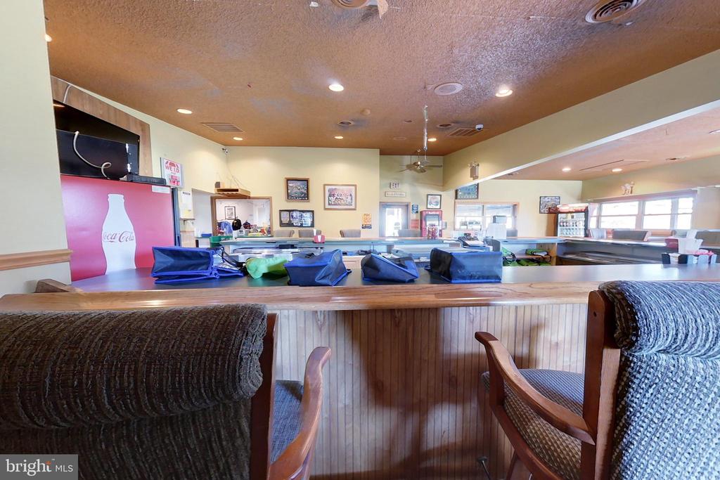 1618 AIRPORT ROAD