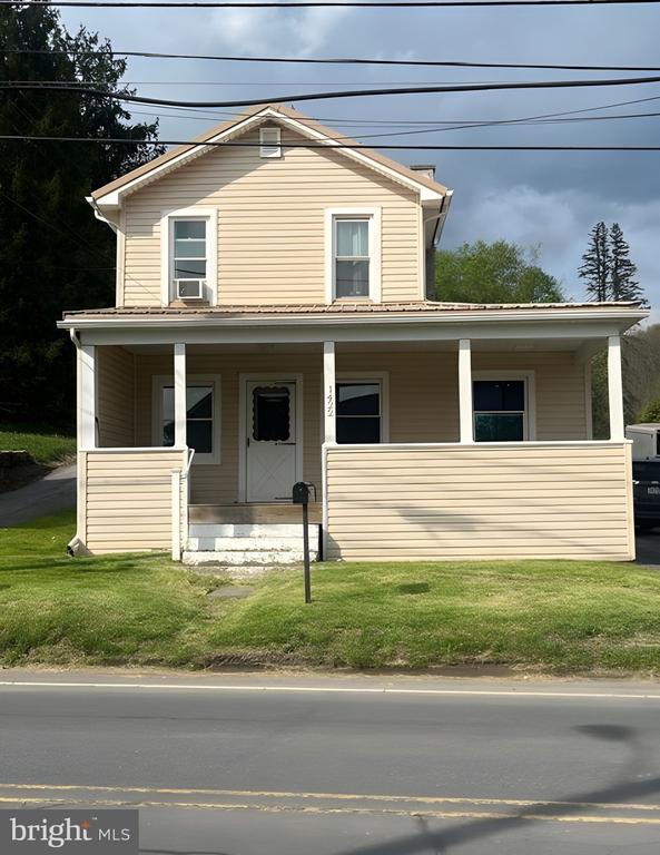 1422 MAIN STREET E