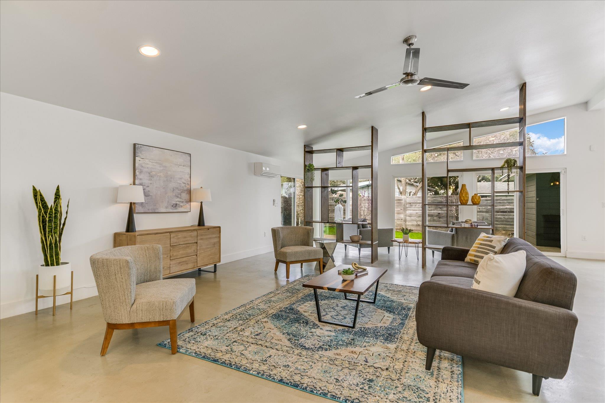 1708 Fair Oaks DR
