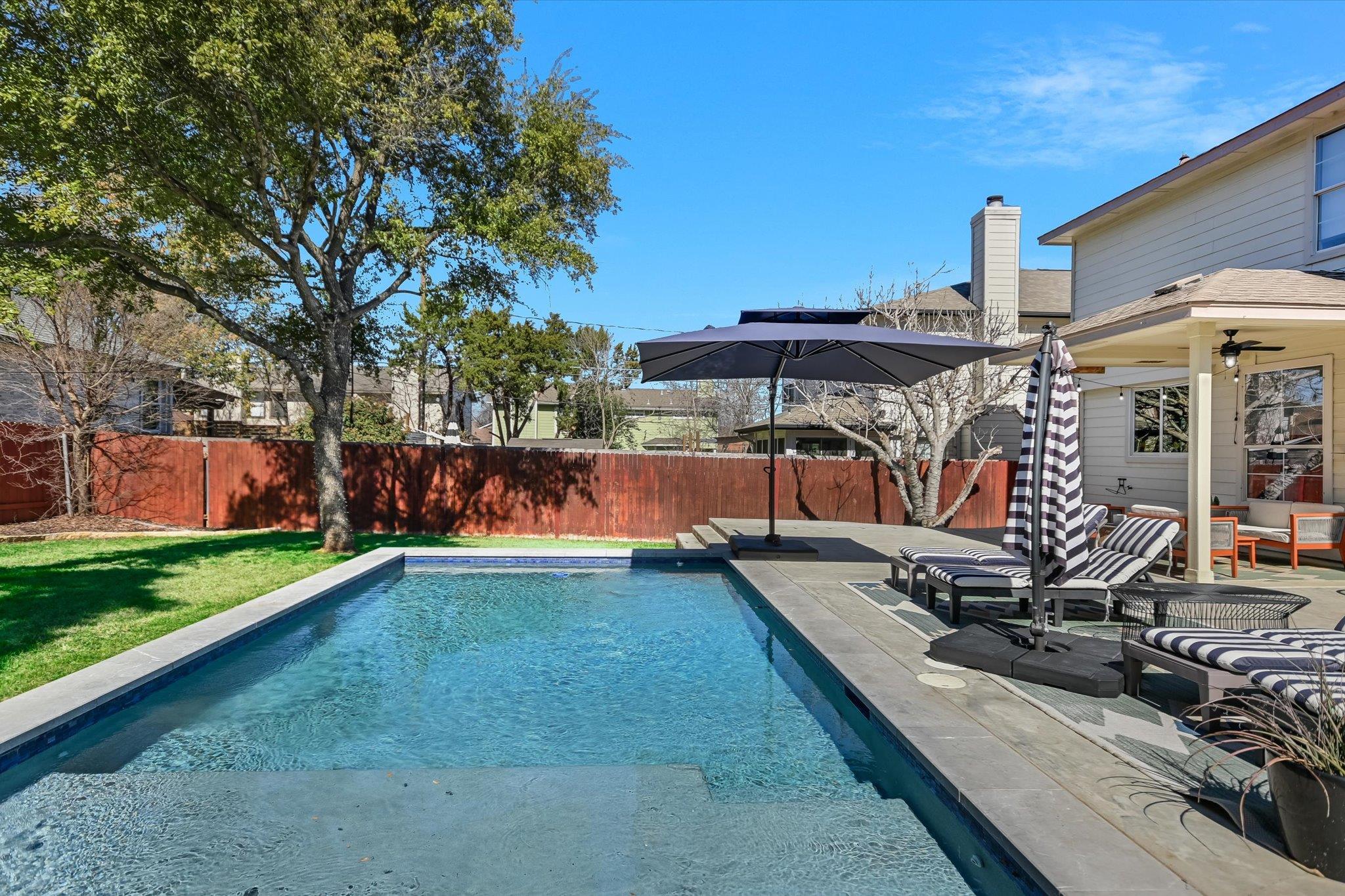 10208 Beard Ave