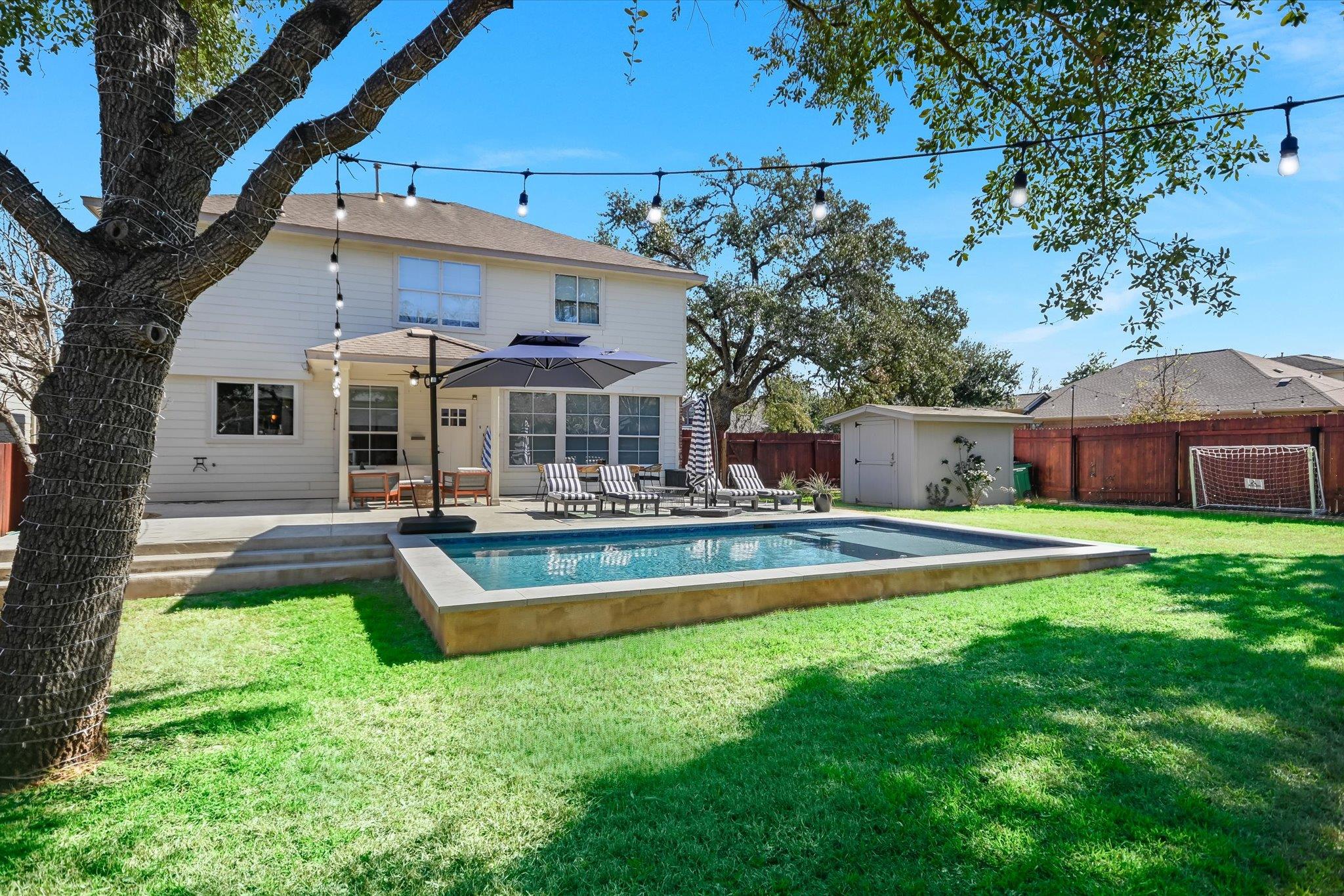 10208 Beard Ave