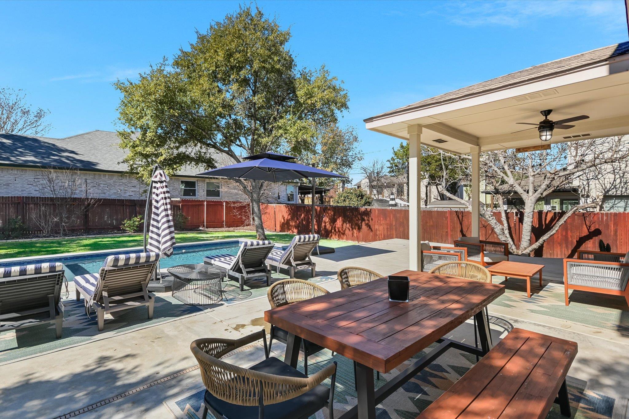 10208 Beard Ave