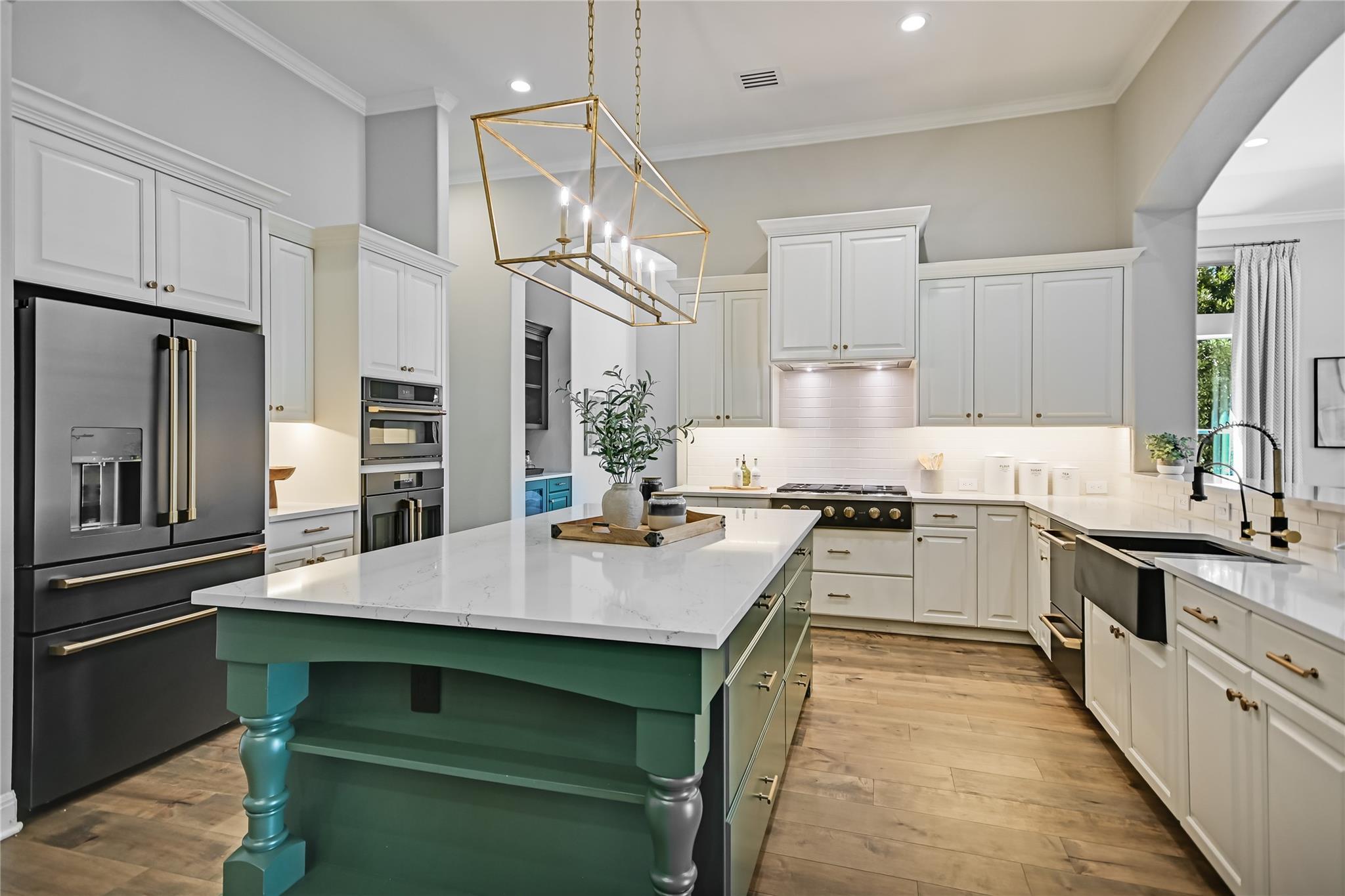 12812 Arbor Lake CV