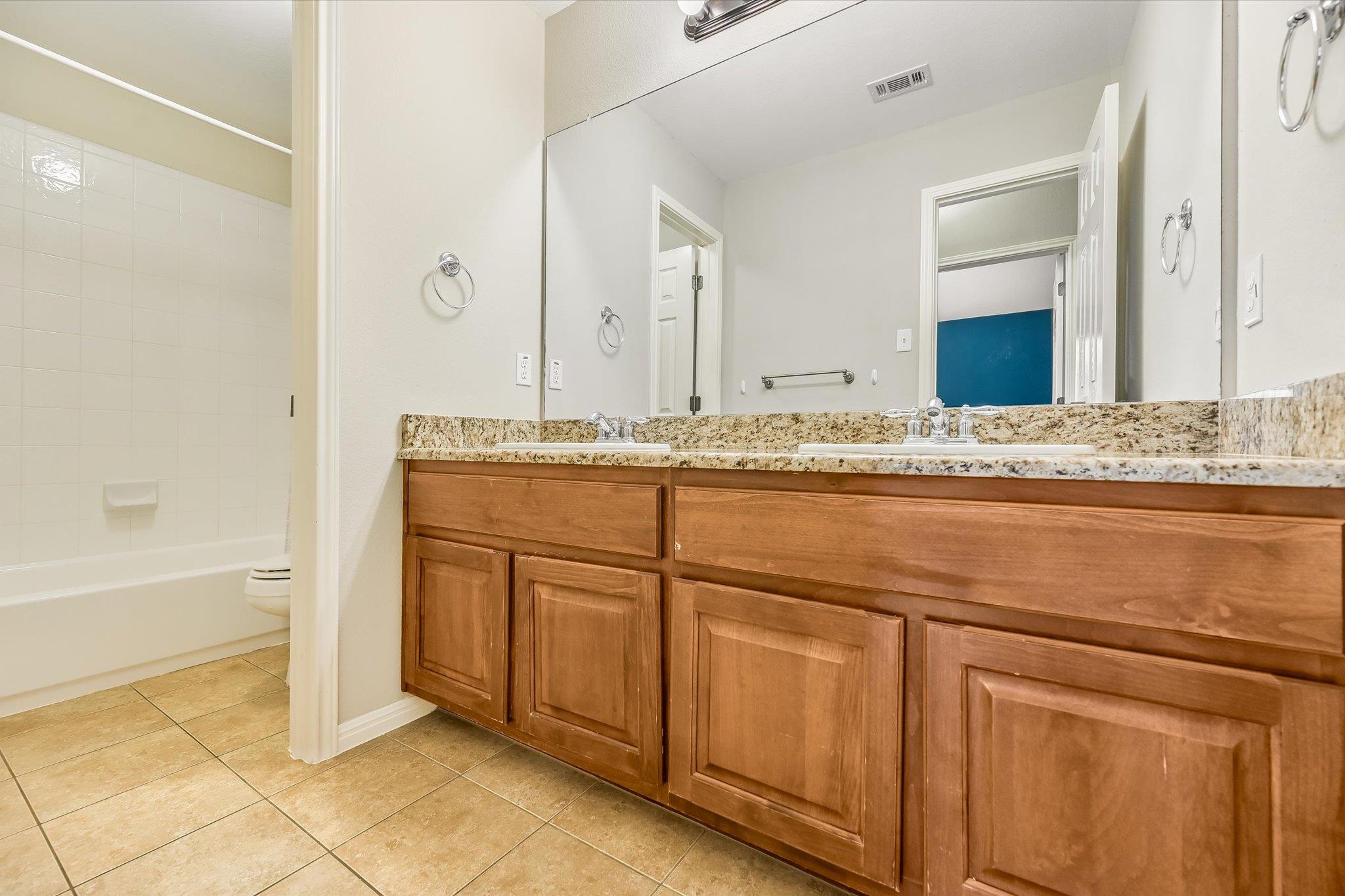 10901 Tornasol LN