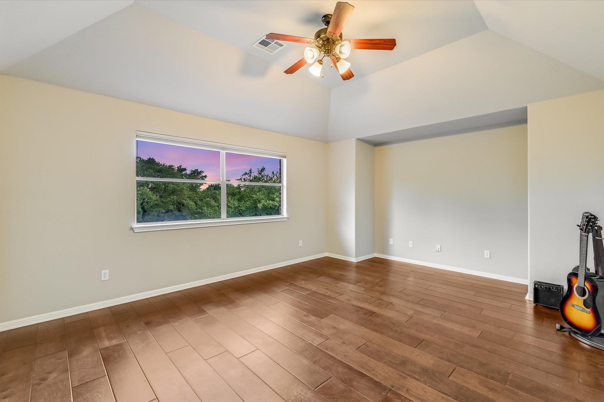 10901 Tornasol LN