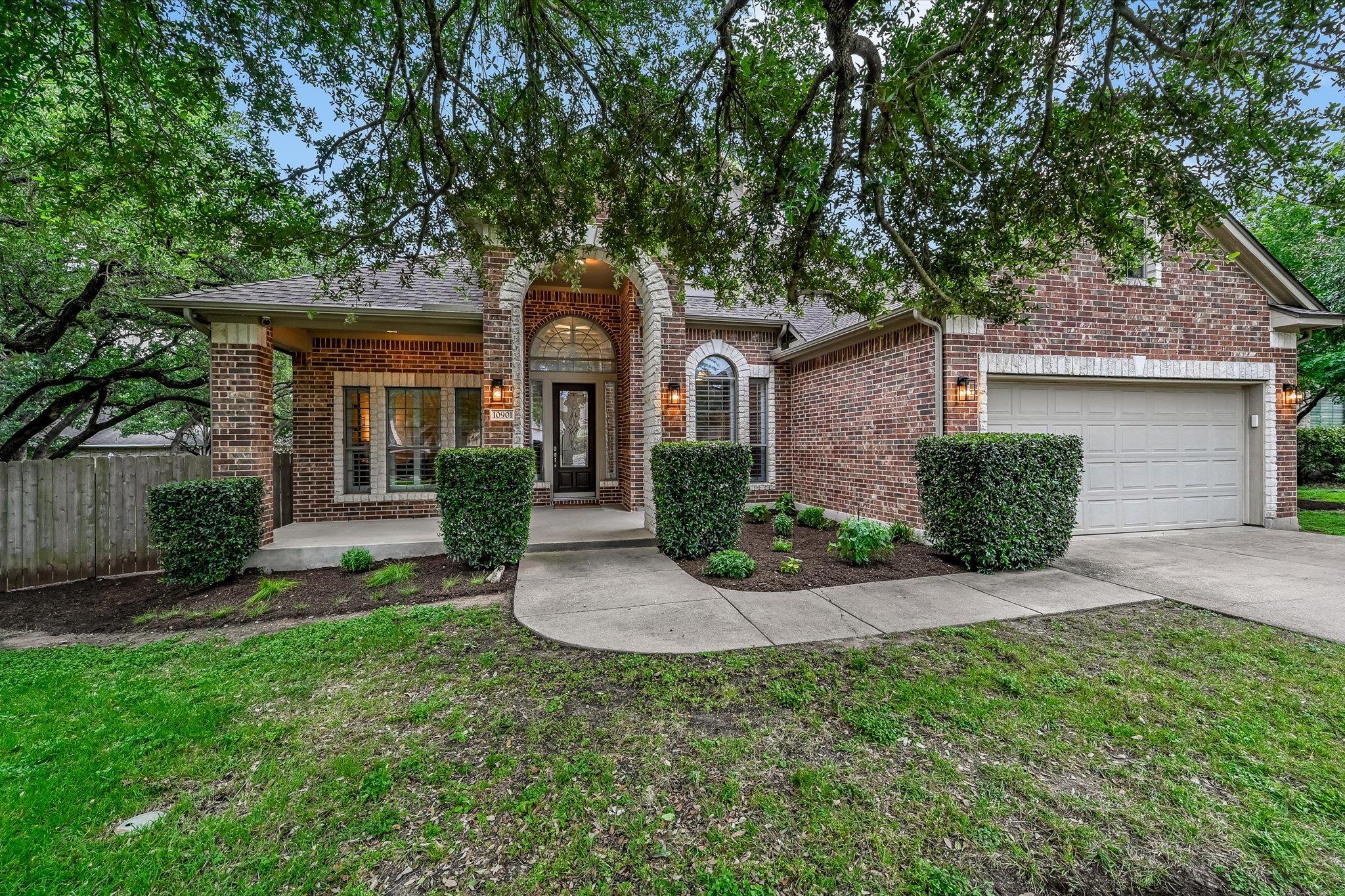 10901 Tornasol LN