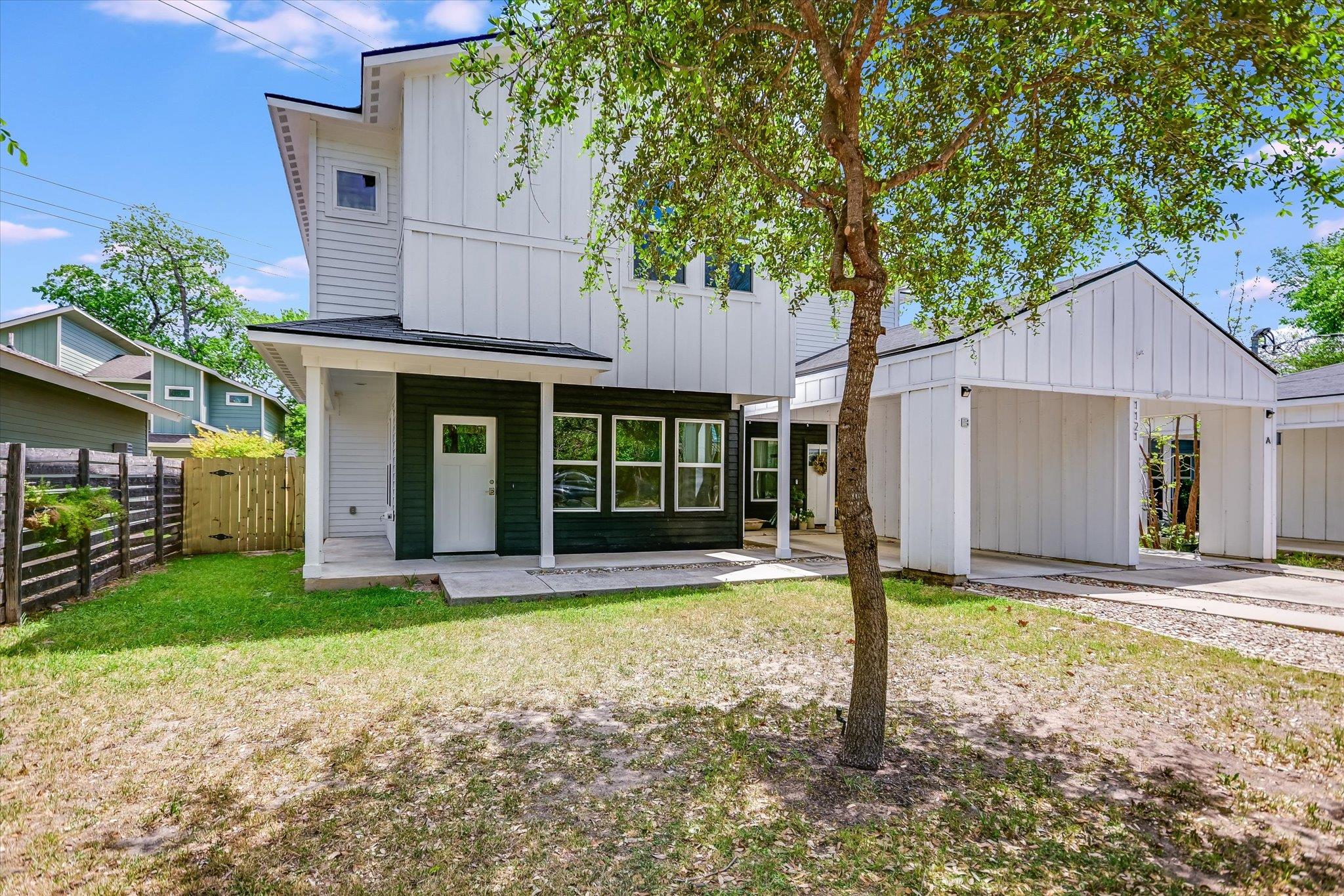 1121 Walton LN # B