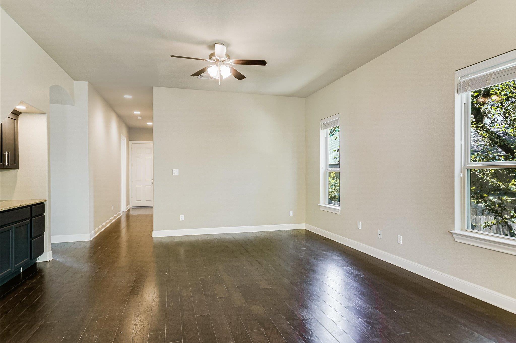 2407 Lou Hollow PL