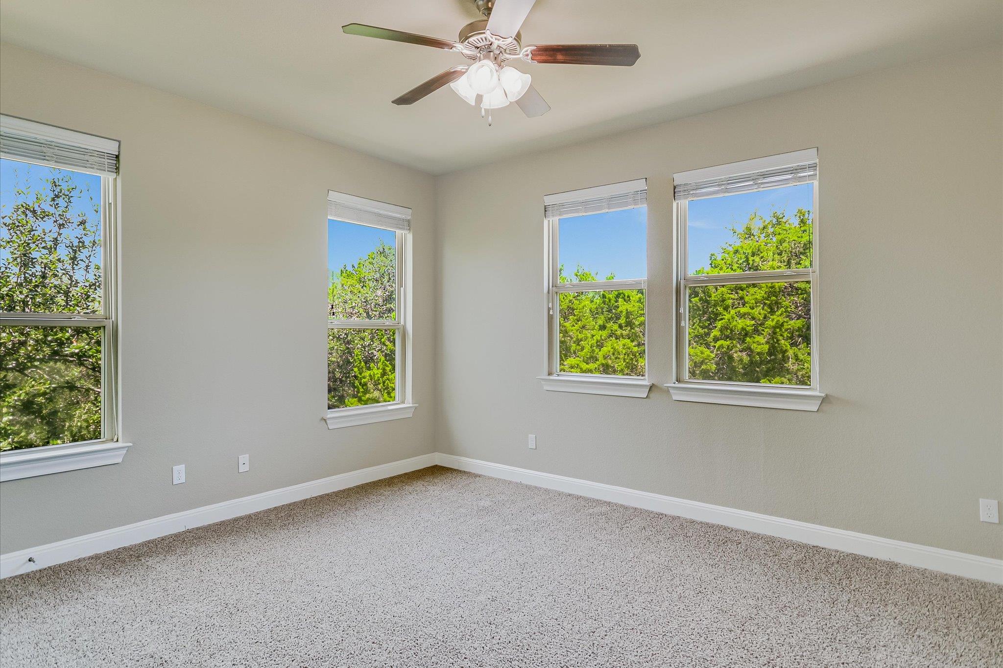 2407 Lou Hollow PL