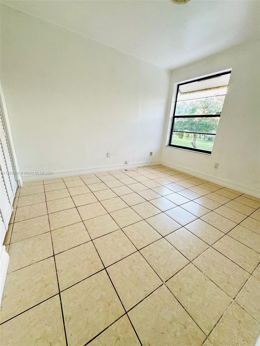 600 NW 98th Ct Unit: 600