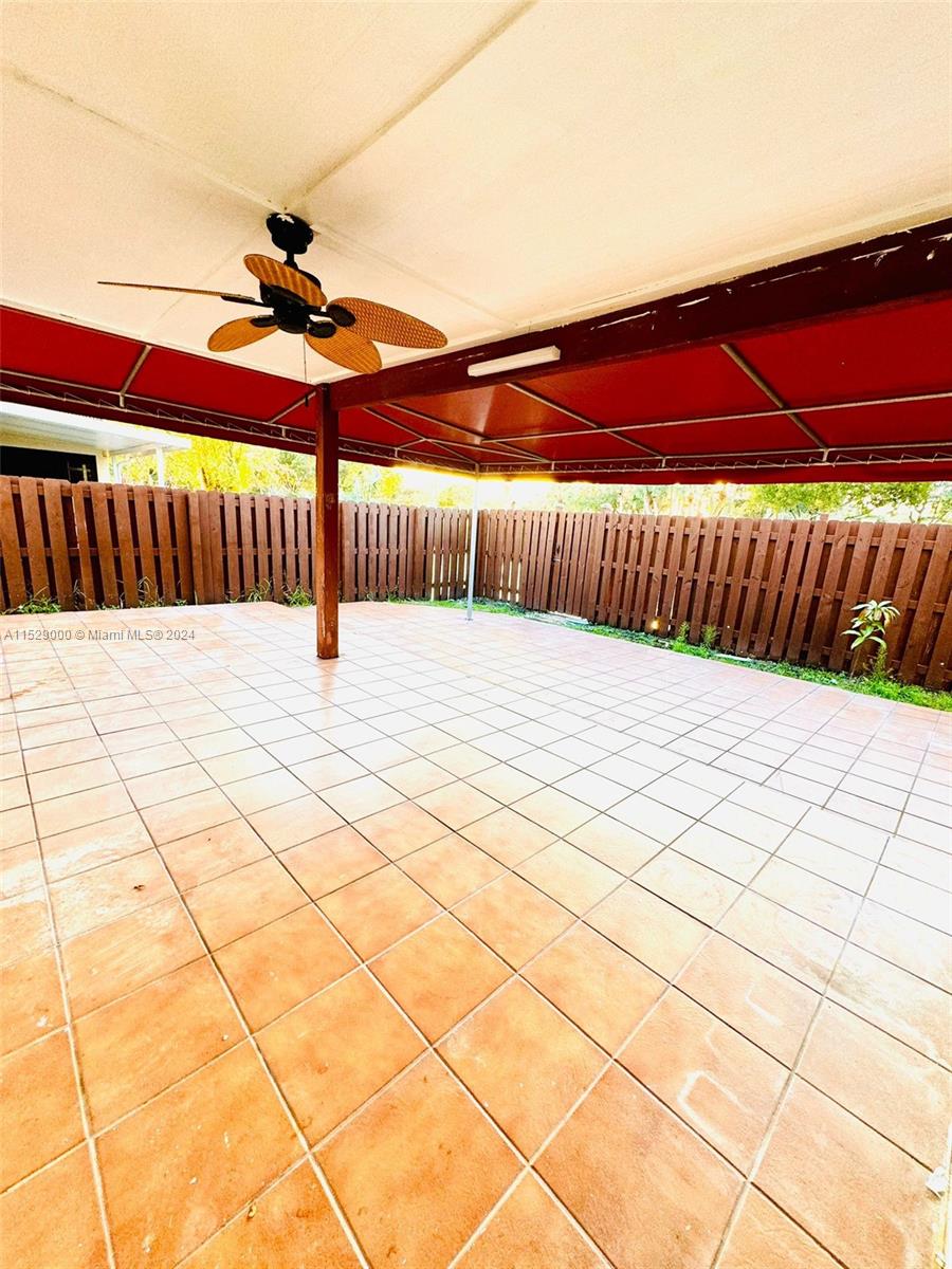 600 NW 98th Ct Unit: 600