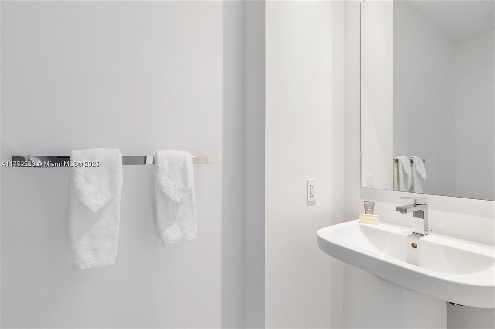 4010 S Ocean Dr # R406