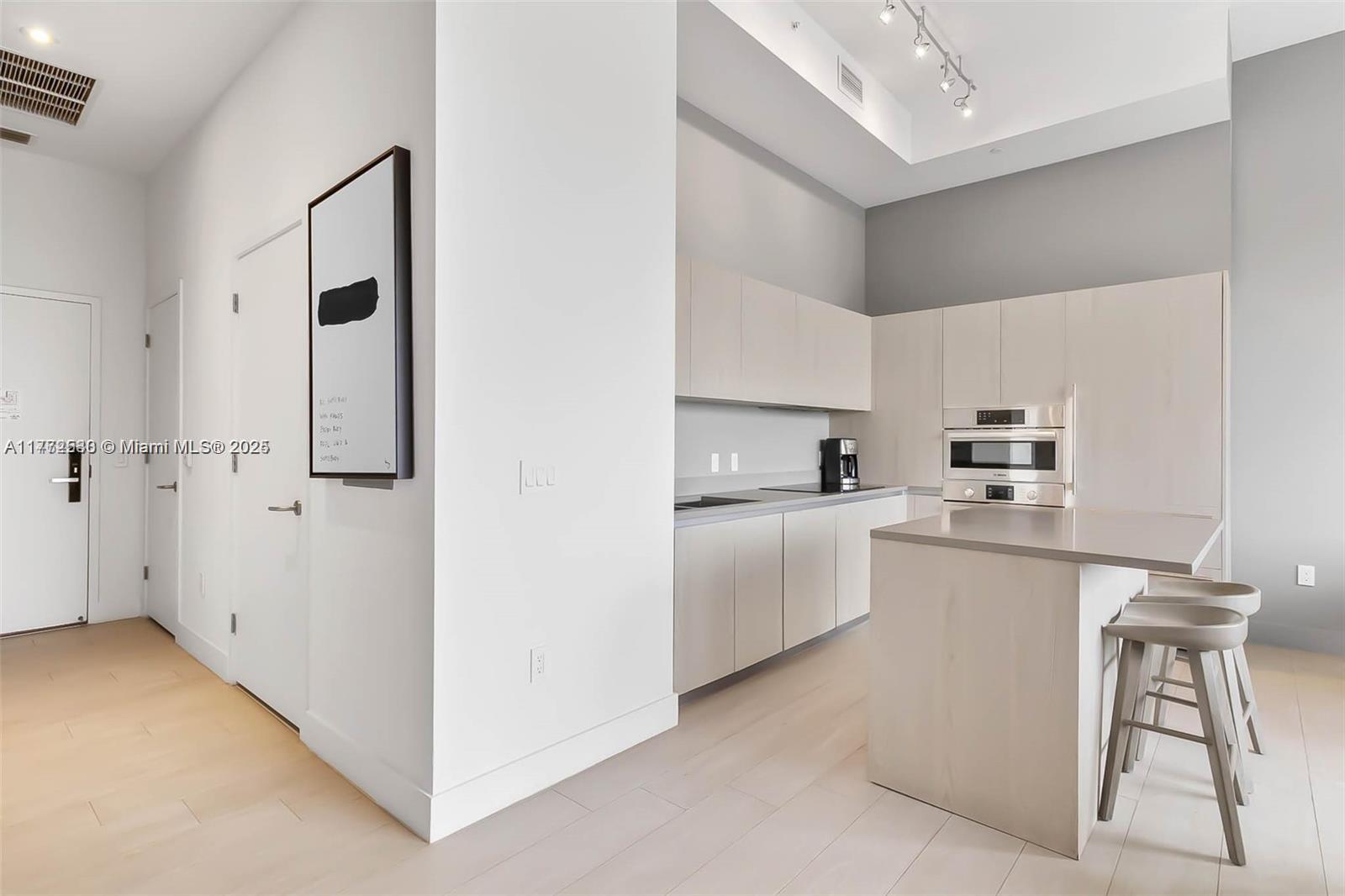 4010 S Ocean Dr # R406