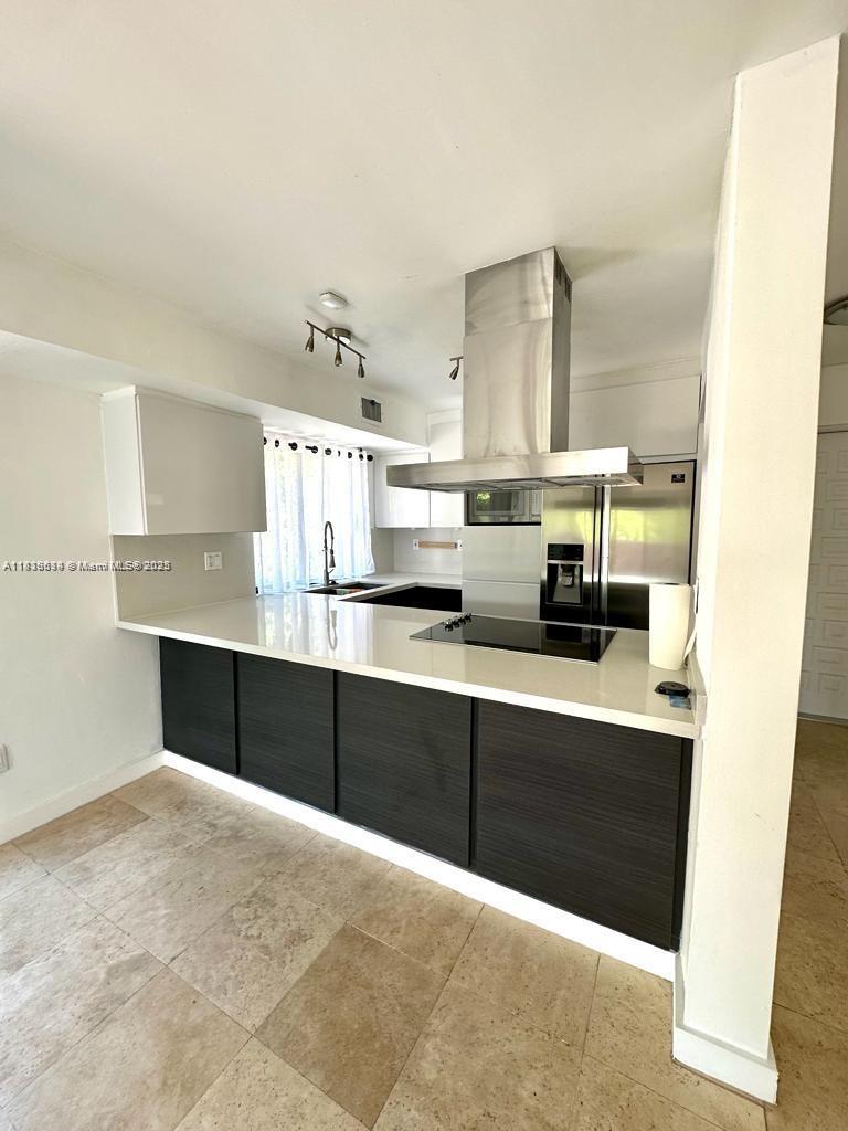 2180 Brickell Ave # 1