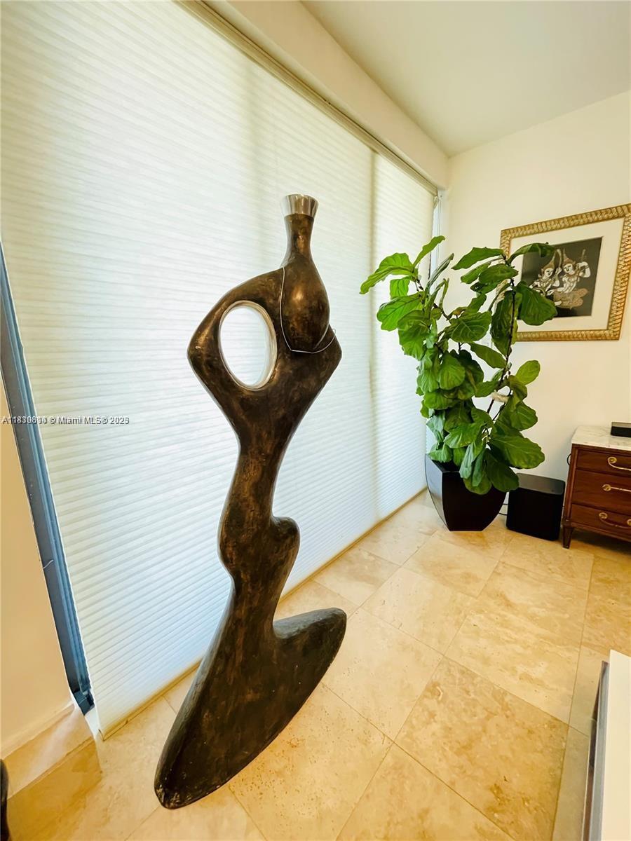 2180 Brickell Ave # 1