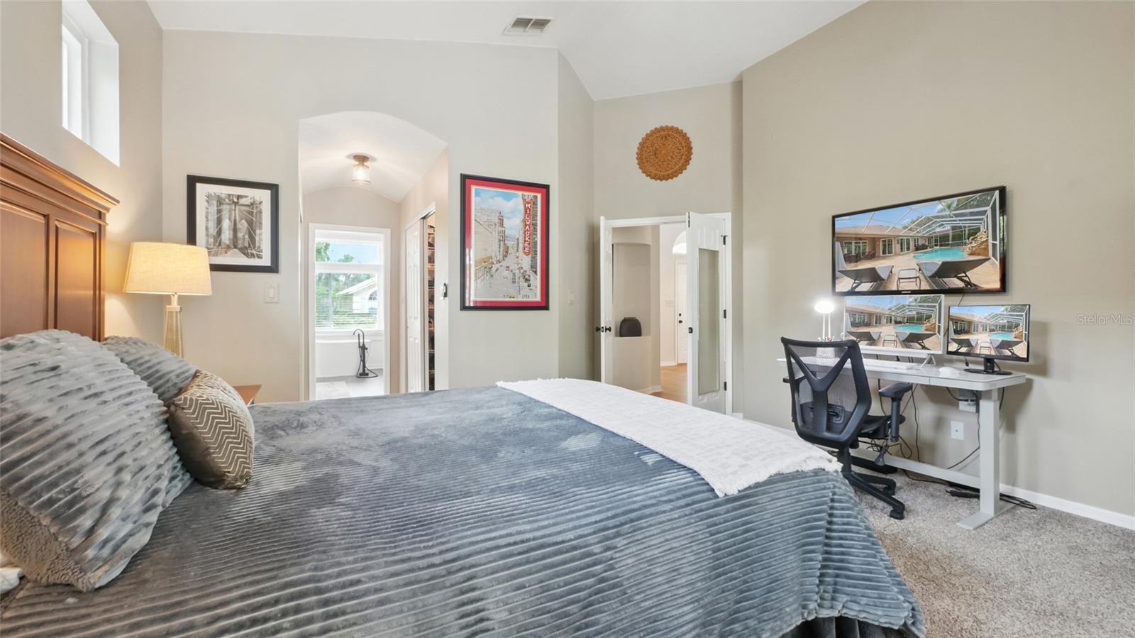 6125 SAVOY CIR