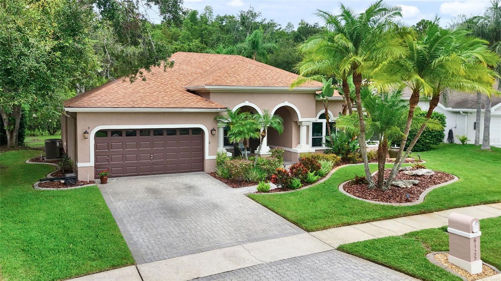 6125 SAVOY CIR