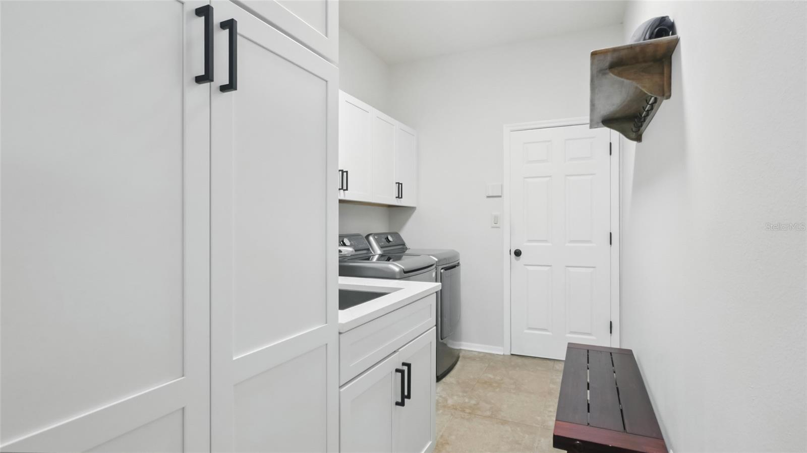 6125 SAVOY CIR