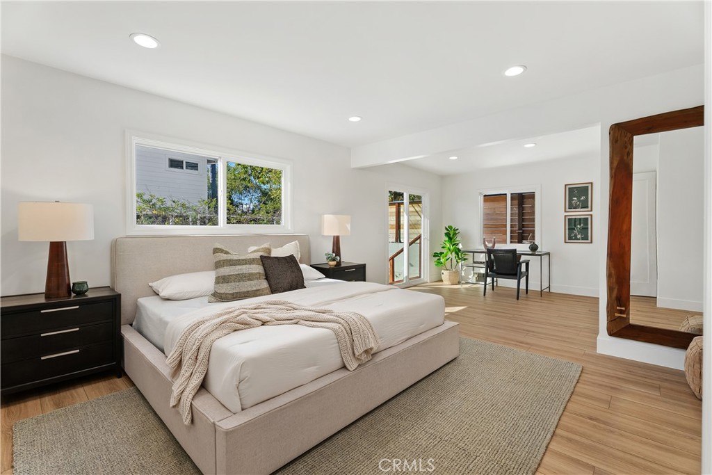 146 W Avenida Ramona