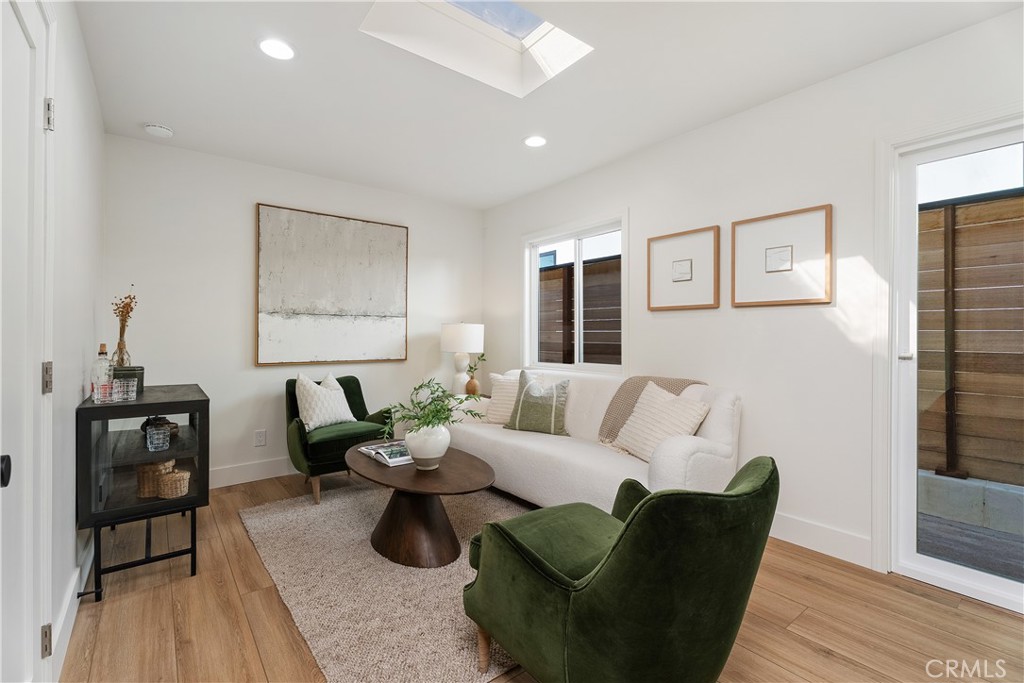 146 W Avenida Ramona