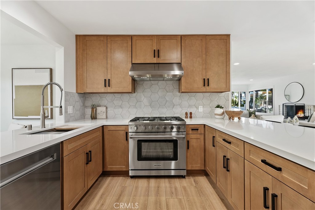 146 W Avenida Ramona